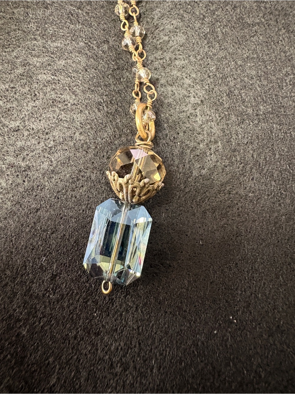 Elegant Blue Crystal Drop Pendant Necklace.